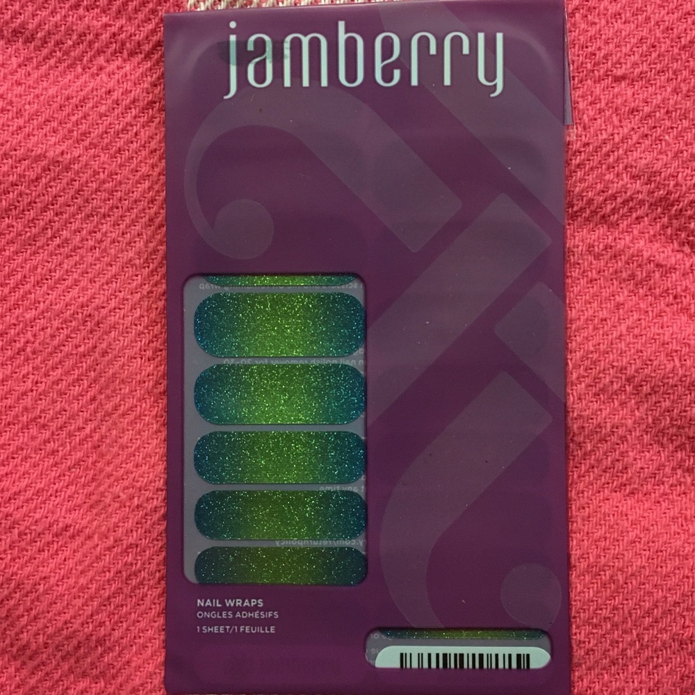 🌻 5/$25 NWT Full Sheet Jamberry Nail Wraps